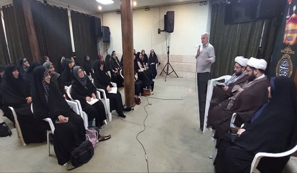 برگزاری نشست تخصصی نقش آفرینی بانوان در مساجد