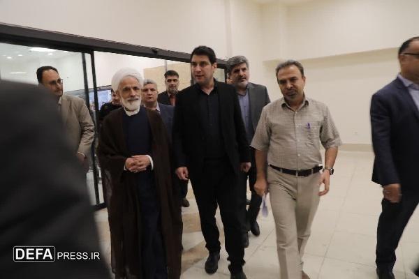 معاون حقوقی رئیس‌جمهور از پروژه در حال احداث تالار مرکزی سنندج بازدید کرد