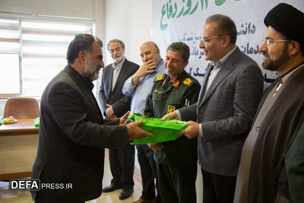 رشادت کادر درمان در جنگ ۱۲ روزه ستودنی بود رشادت کادر درمان در جنگ ۱۲ روزه ستودنی بود