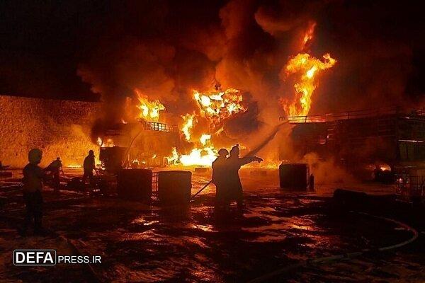 مردم سوریه بسته‌های غذایی نظامیان صهیونیست را آتش زدند