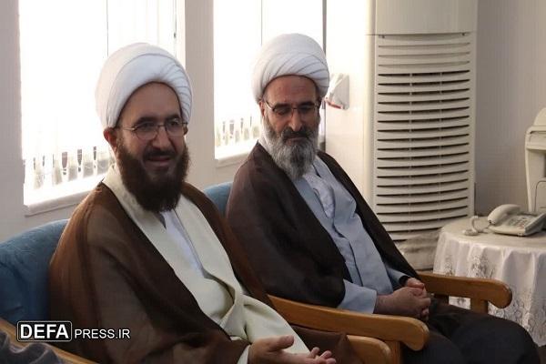 حفظ مبانی دینی و حفاظت از امام جامعه مسلمین از مهمترین وظایف ائمه جمعه است
