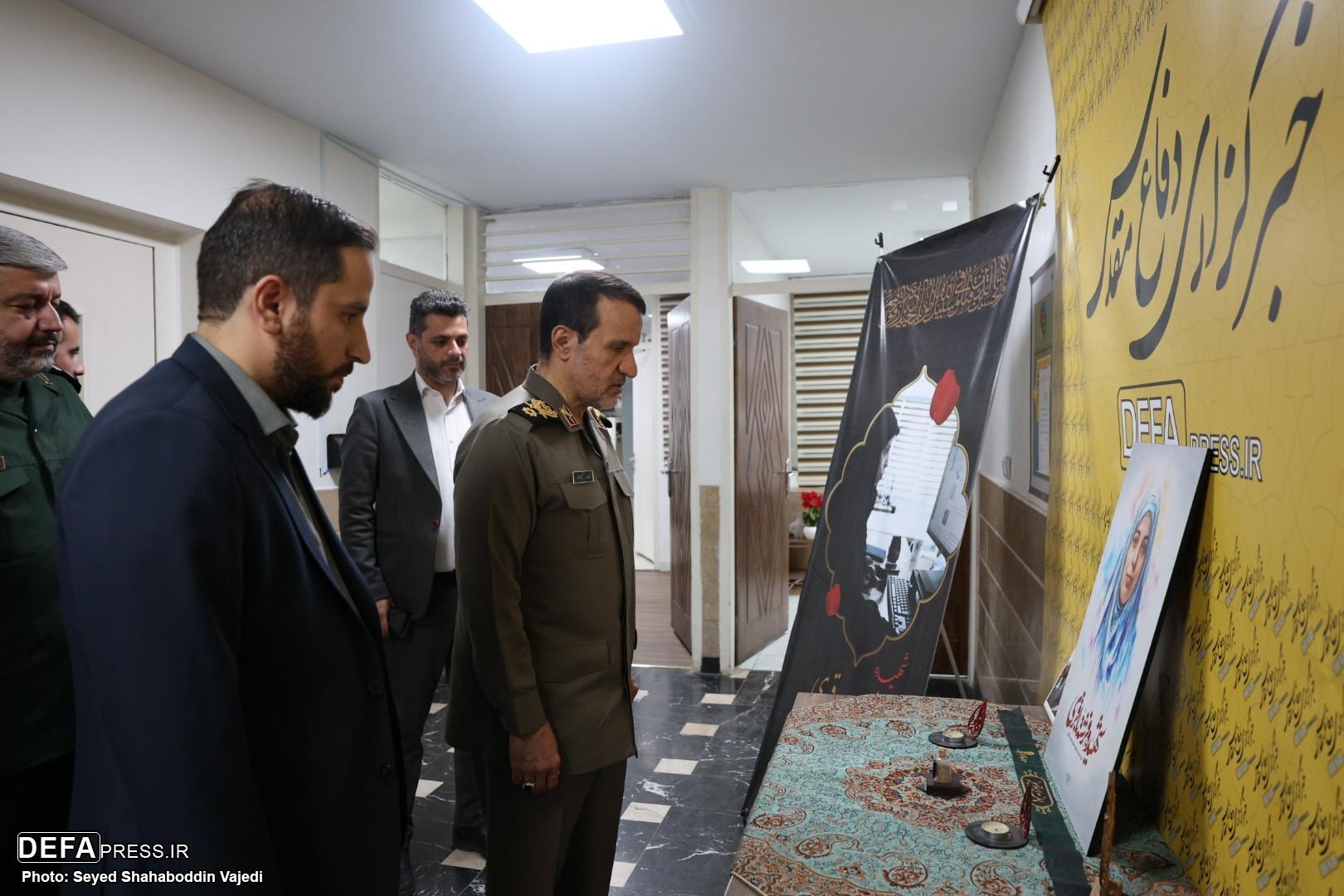 سردار کارگر از خبرگزاری دفاع مقدس بازدید کرد