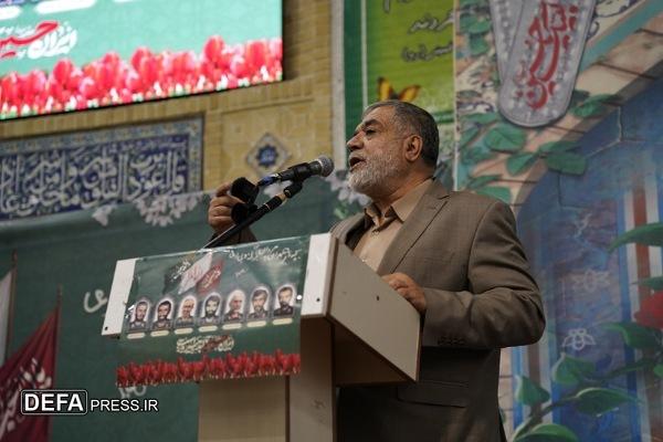 بصیرت، کلید بقای انقلاب اسلامی است