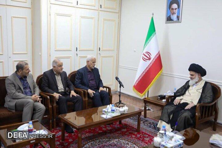 آیت الله حسینی بوشهری: احیای نام سلمان فارسی برای تقویت هویت اسلامی و ملی ضروری است