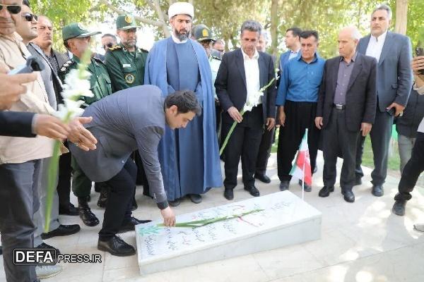 از یادمان «شهید گمنام» فرمانداری کامیاران رونمایی شد