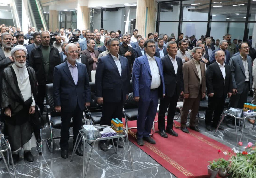 آغاز بهره‌برداری از ۲۱ پروژه متنوع شهرداری اراک با حضور وزیر کشور