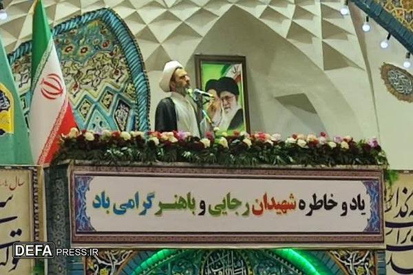 دشمن با تروریسم نرم به دنبال ضربه زدن به وحدت ملی‌ است