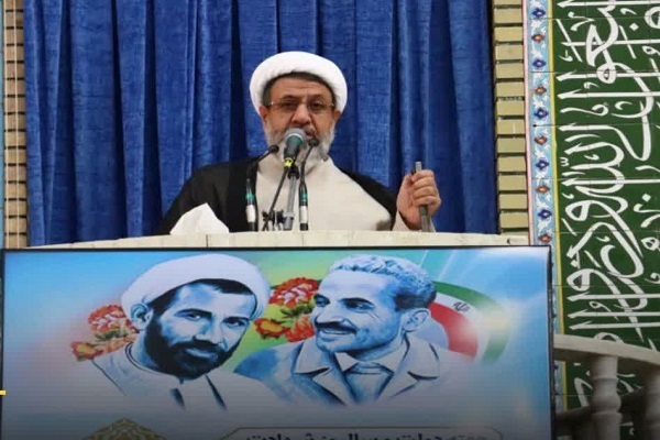 تأکید بر بازسازی شخصیت با توبه و لزوم اتحاد ملی در جنگ نرم