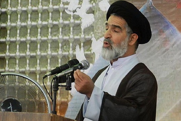 نقش کلیدی علما در دوران غیبت و هشدار درباره توطئه‌های دشمنان علیه ایران