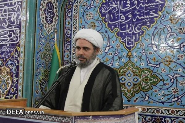 اتحاد مقدس ملی را باید تقویت کنیم