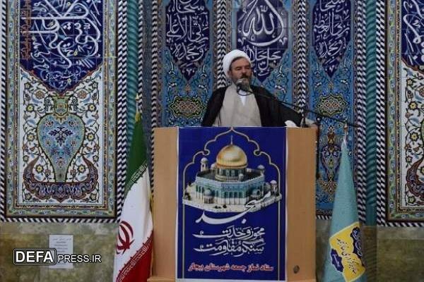 استقلال همه‌جانبه شرط مصونیت از نفوذ دشمن است