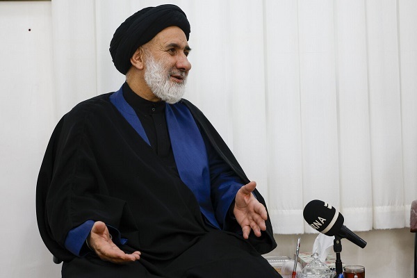 امام جمعه شهرکرد: رفع مشکلات مردم نیازمند تلاش بیشتر است