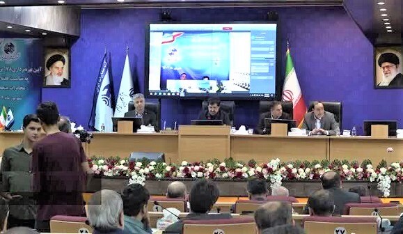 آغاز اجرای ۵۰۰ کیلومتر فیبر نوری در قم