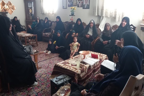 مادران و خواهران شهدا در خانه شهید برهانی گرد هم آمدند