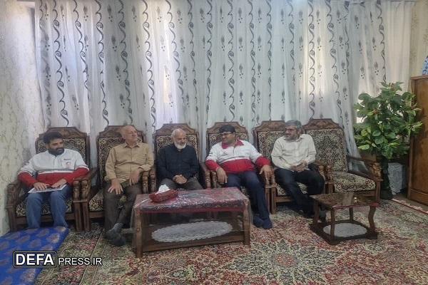دیدار مدیران بنیاد شهید، سپاه و هلال احمر کرمان با خانواده شهدای اقتدار+تصاویر