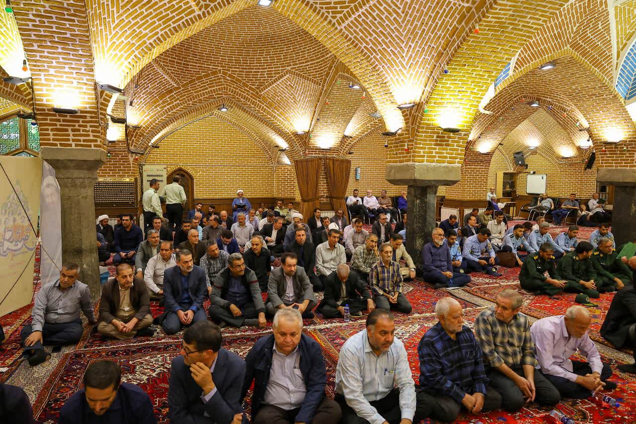 یاد شهیدان رجایی و باهنر، چراغ راه آینده و الهام‌بخش خدمتگزاران است