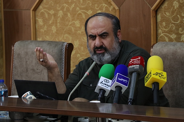 اتاق فرهنگ جنگ خلوت و اتاق دیپلماسی آن شلوغ است