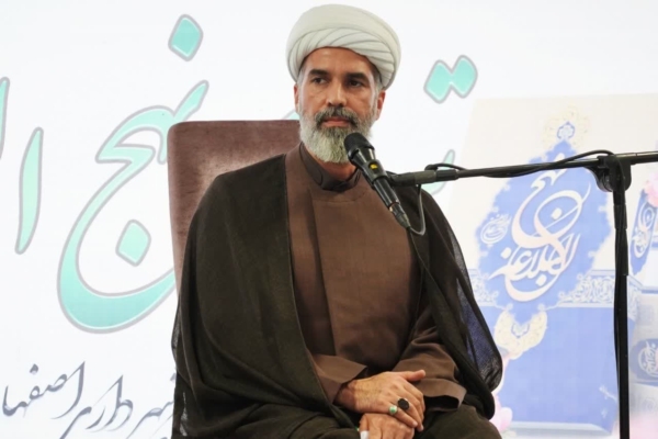 مبلغان دینی نسبت به امیدآفرینی در جامعه اهتمام داشته باشند
