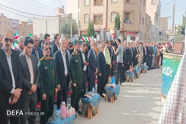 آیین نواختن زنگ آغاز سال تحصیلی ۱۴۰۵-۱۴۰۴ در سمنان