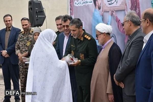 توزیع ۱۰۰ سری جهیزیه بین زوج‌های جوان گلستانی