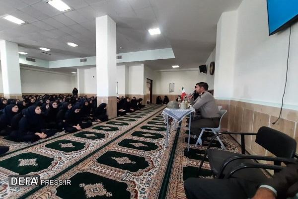 طنین زنگ مهر و ایثار با حضور معاونان حفظ آثار استان در هنرستان دخترانه صابری یزد