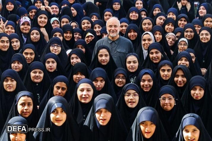 قالیباف: آموزش و تربیت در مدارس، اساس رشد و آینده کشور را شکل می‌دهد