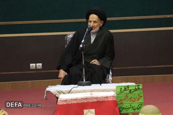 جامعه‌ای می‌تواند دین داشته باشد که توانایی برداشتن موانع را داشته باشد وگرنه دین نابود می‌شود.