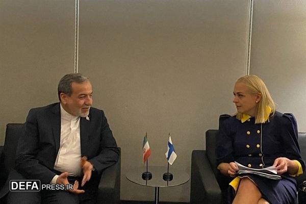 دیدار عراقچی با همتایان سوئدی و فنلاندی