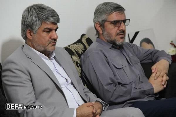 مدیران کل بنیاد شهید و دیوان محاسبات کرمان با خانواده شهدای اقتدار دیدار کردند+تصاویر