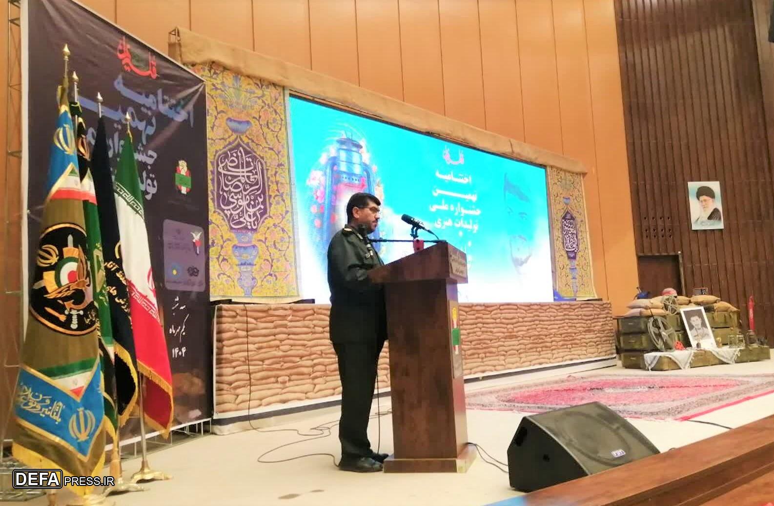 تجلیل از برگزیدگان مرحله استانی نهمین جشنواره تولیدات هنری «فانوس» در قم