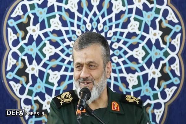 شاعران فرماندهان میدان روایت هستند