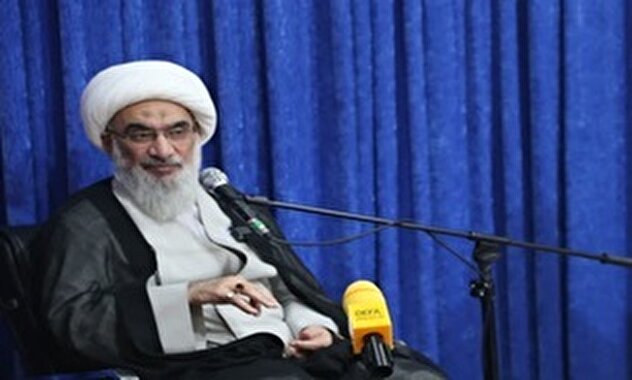 فیلم/ دیدار آیت الله صفایی بوشهری با جانبازان جنگ ۱۲ روزه پدافند بوشهر
