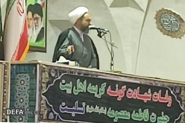 حضور به موقع مردم در صحنه تنها راه برون رفت از مشکلات