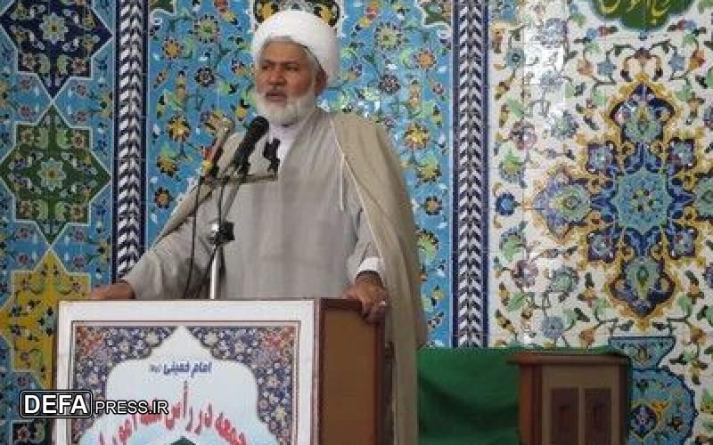 اتکا به تولید ملی بهترین راه مقابله با تهدید‌های دشمن است