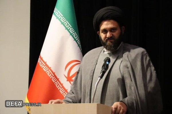 امام جمعه مهدیشهر: تقوای سیاسی یعنی دوری از فریبکاری آمریکا و شناخت فتنه‌ها