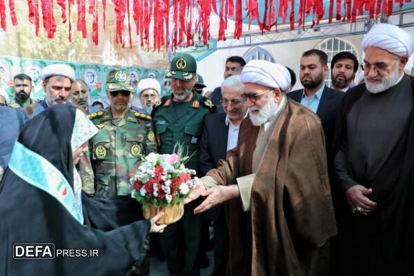 ادای احترام تولیت آستان قدس رضوی به شهدای خراسان شمالی