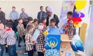 برگزاری جشن عاطفه‌ها در جزیره خارگ