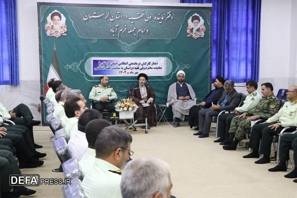 دیدار فرماندهی انتظامی لرستان با نماینده ولی فقیه در استان