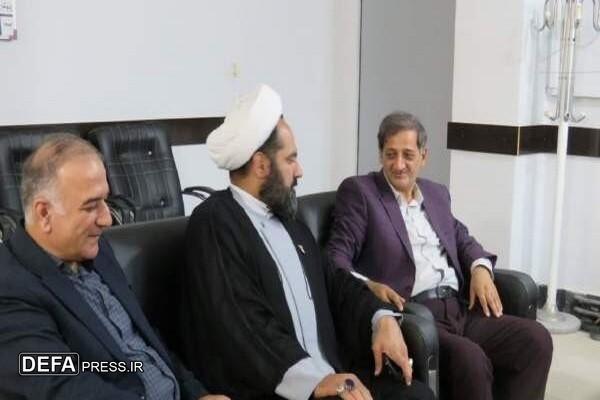 خدمت به خانواده‌های شاهد و ایثارگر تکلیفی اخلاقی و انسانی است