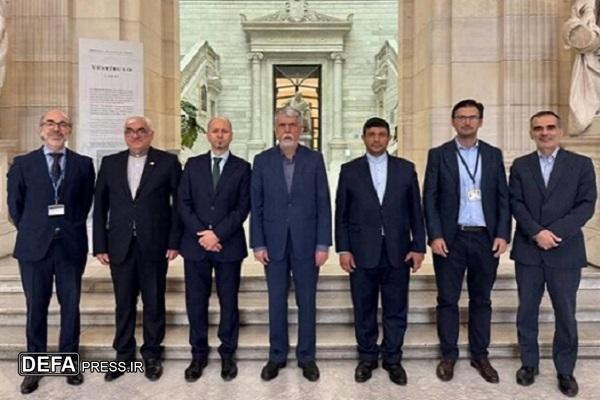 گفت‌وگوی سیدعباس صالحی با رییس کتابخانه ملی اسپانیا