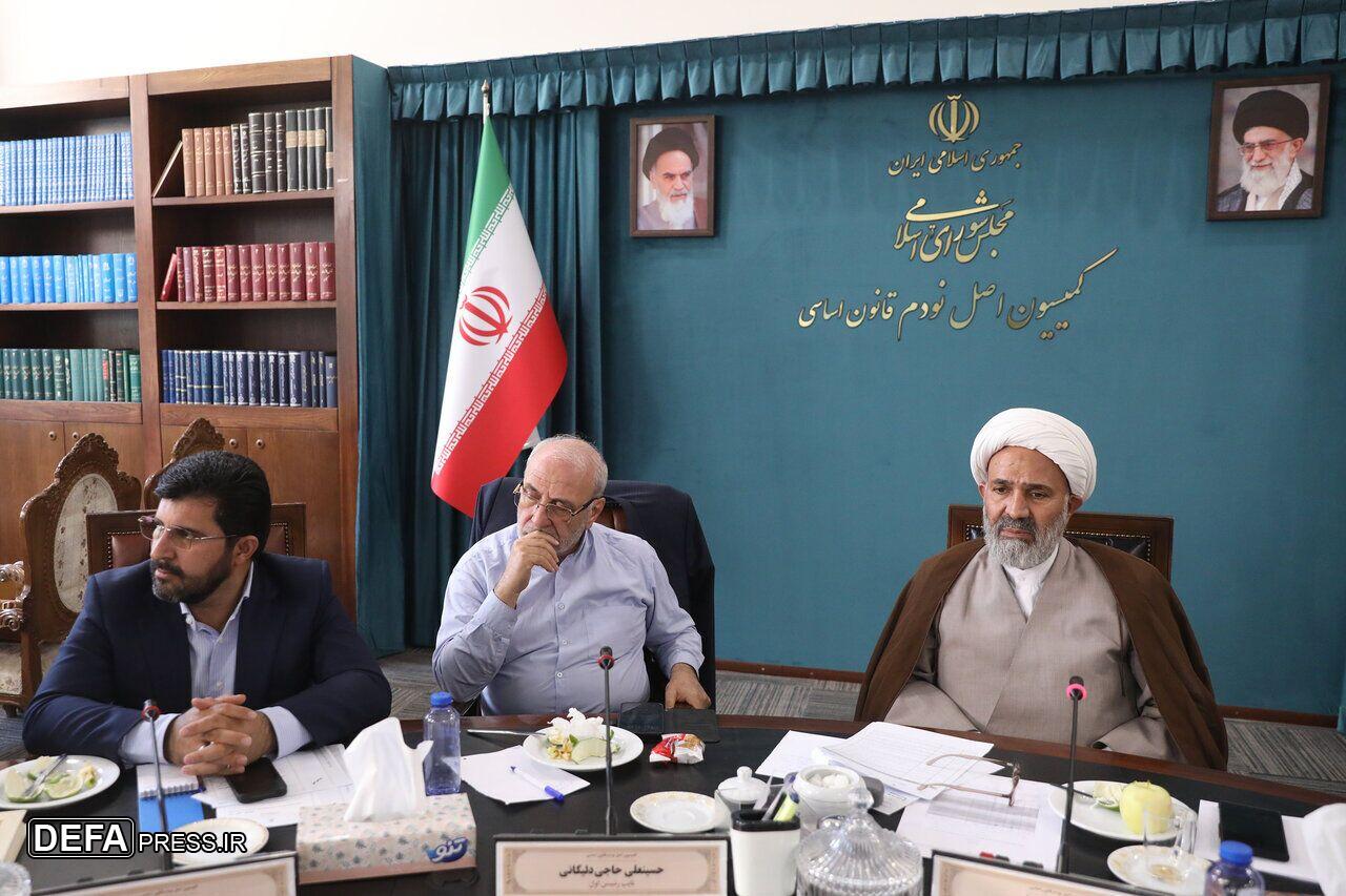 بررسی سازوکار اختصاص درصدی از سود شرکت‌های نفت و گاز به حساب بهینه سازی در کمیسیون اصل ۹۰
