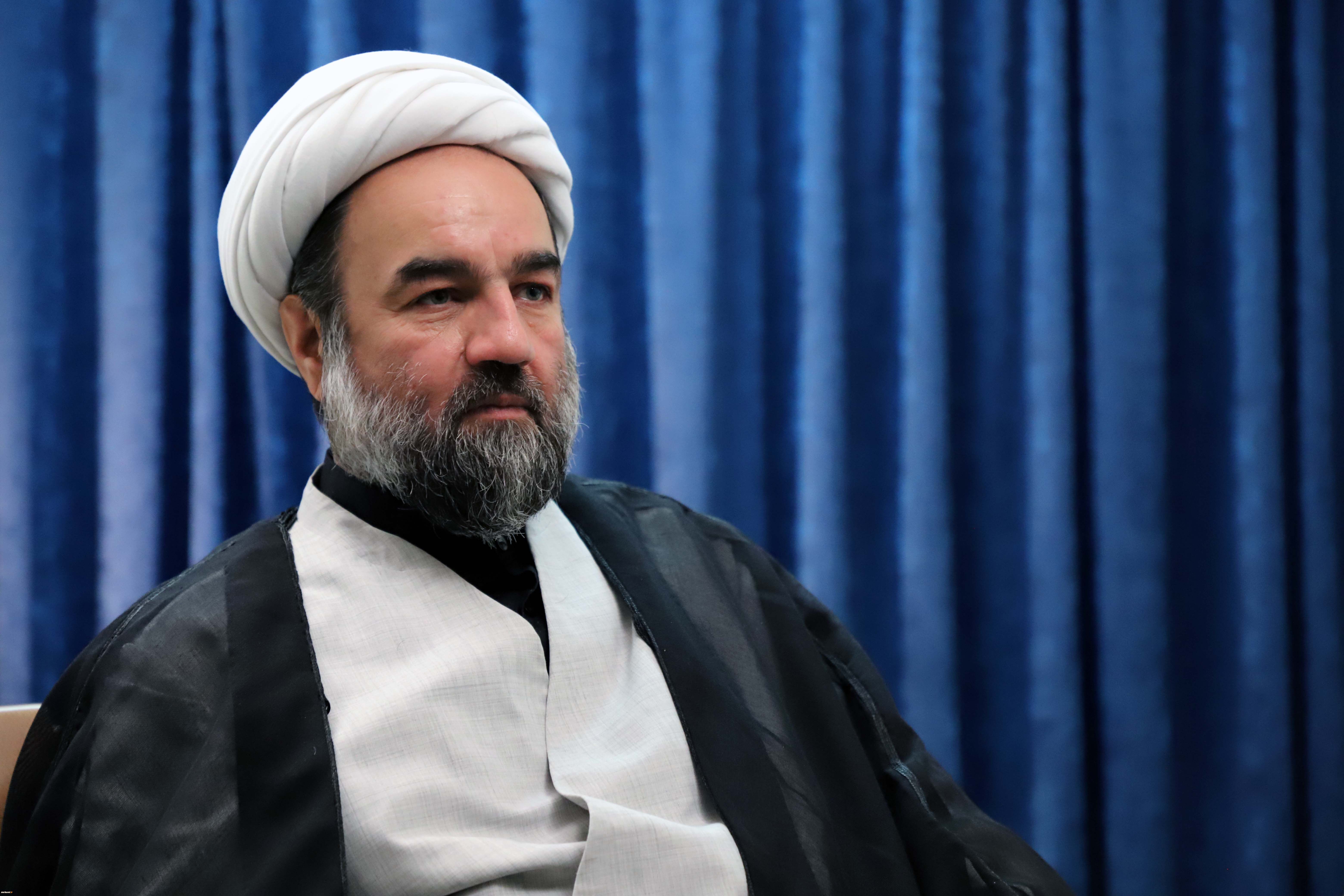 خدمت در نیروی انتظامی افتخاری مضاعف است