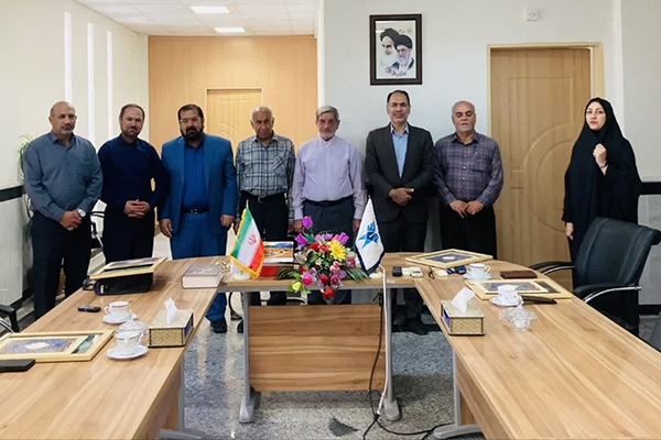 تقدیر از اساتید درس علوم و معارف دفاع مقدس در دزفول