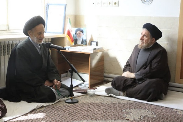 دولت به مردم اعتماد کند و نظارت را به خود مردم بسپارد