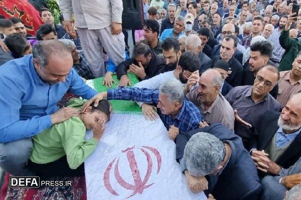 مردم شهیدپرور قروه با شهید «ایوب شیری» دلاور حافظ امنیت کردستان وداع کردند