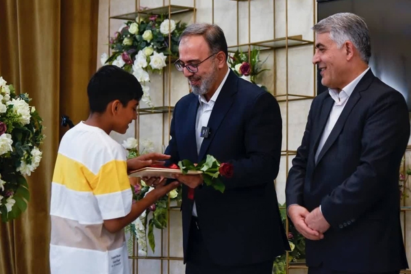 گرامیداشت یاد شهید چوبداری در آئین تجلیل فرودگاه پیام از اصحاب رسانه