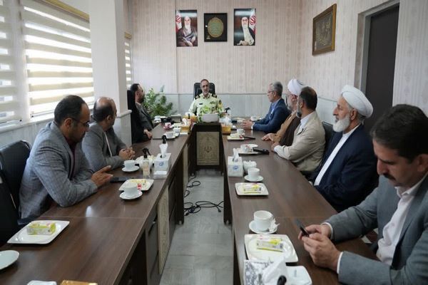 تجلیل مدیران گلستان از ایثارگران فرماندهی نیروی انتظامی در هفته فراجا