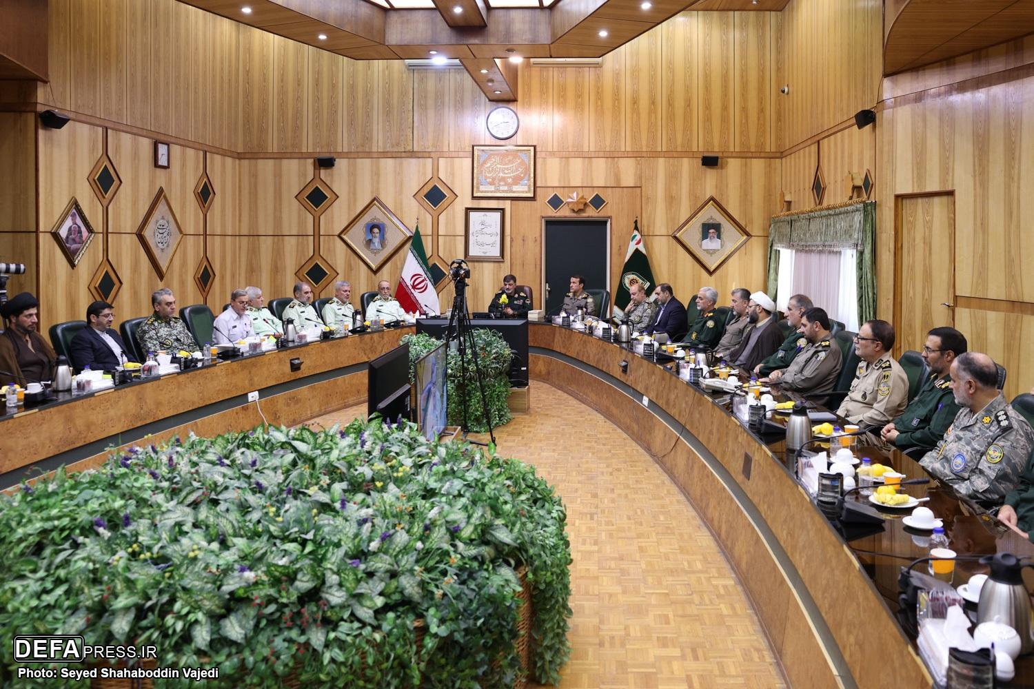 سردار کارگر به دیدار سردار رادان رفت