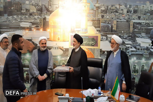 تقدیر مشاور رییس جمهور از قهرمان کشتی نوجوانان جهان در مشهد