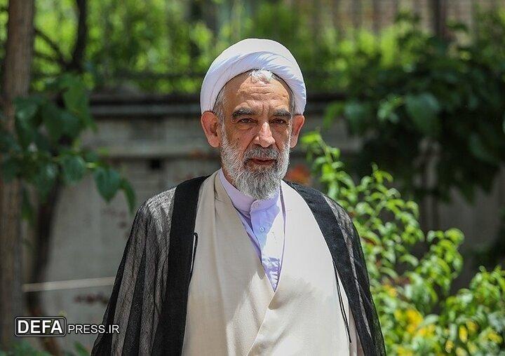 قمی: فضای مجازی باید به بستری برای توسعه فرهنگ نماز تبدیل شود